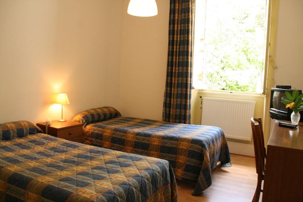 Grand Hotel De L'Europe Vals-les-Bains Quarto foto